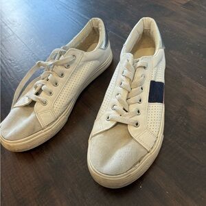 Women’s Vintage Havana White and Navy Casual Sneakers